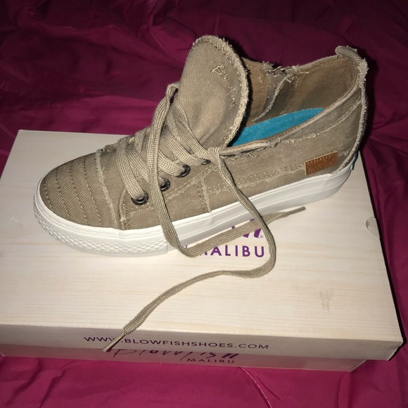 Blowfish Sneakers - Picture 2 of 3